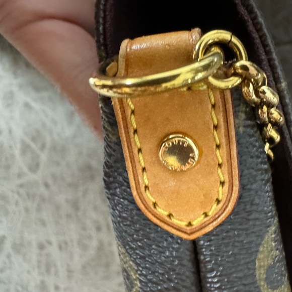 Preowned LV favorite Mm size monogram - Picture 8 of 14